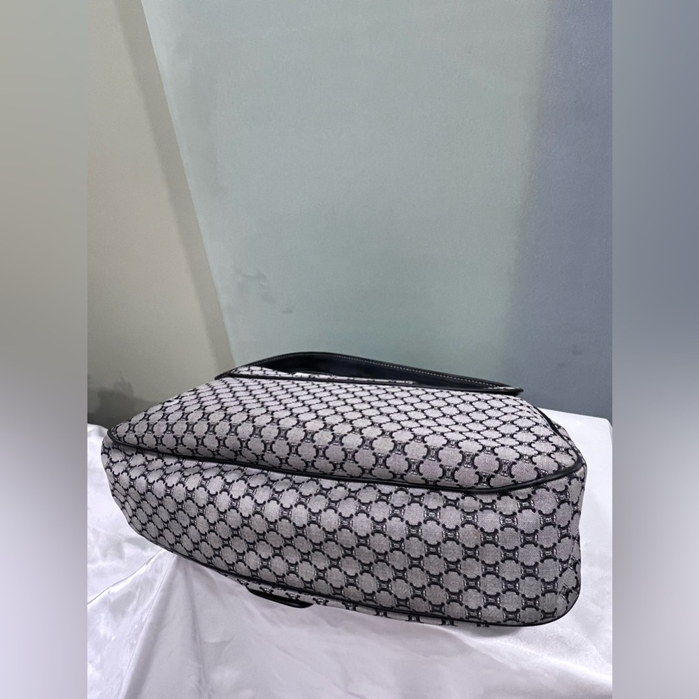Authentic🌟Vintage Celine bag - Picture 12 of 14
